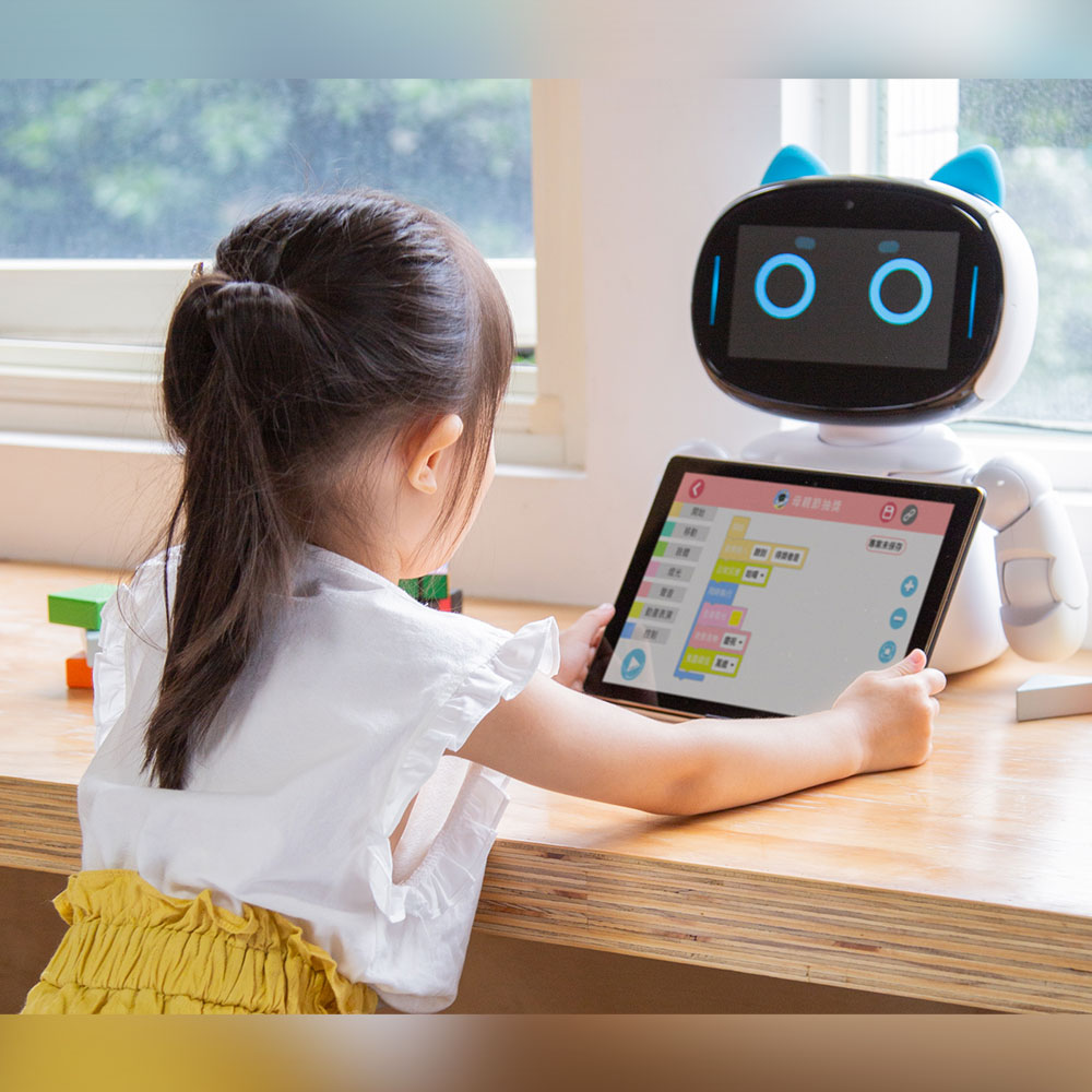 New Age Technology Curriculum for your School, Teachers & Students